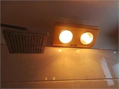 Đèn sưởi nhà tắm 2 bóng treo tường Heizen HE2B