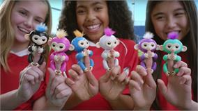Đồ chơi khỉ bám ngón tay Fingerlings Monkey Hot 2017